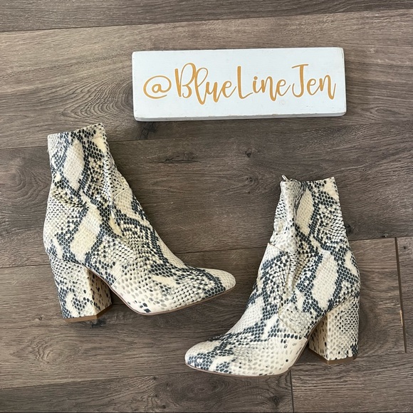 Steve Madden Shoes - Steve Madden Ragan Snake Print Sock Booties NWOT